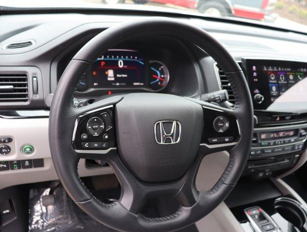 used 2022 Honda Pilot car, priced at $38,249