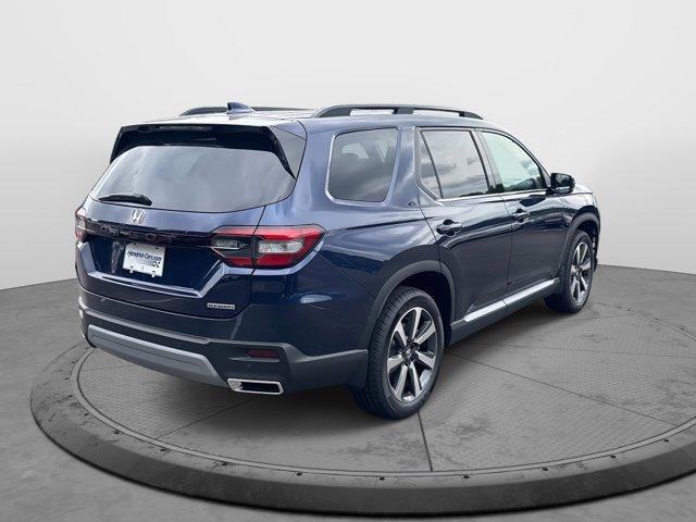 new 2025 Honda Pilot car, priced at $47,950