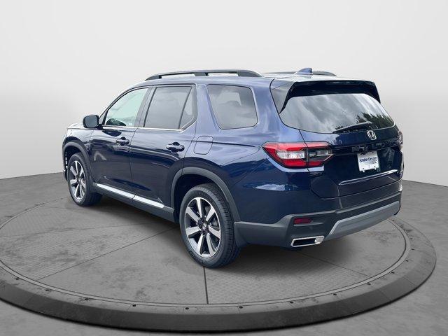new 2025 Honda Pilot car, priced at $47,950