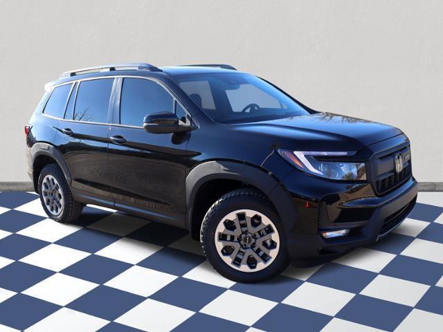 new 2025 Honda Passport car, priced at $48,195