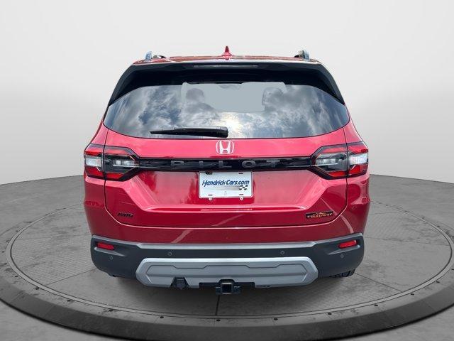 new 2025 Honda Pilot car, priced at $51,090