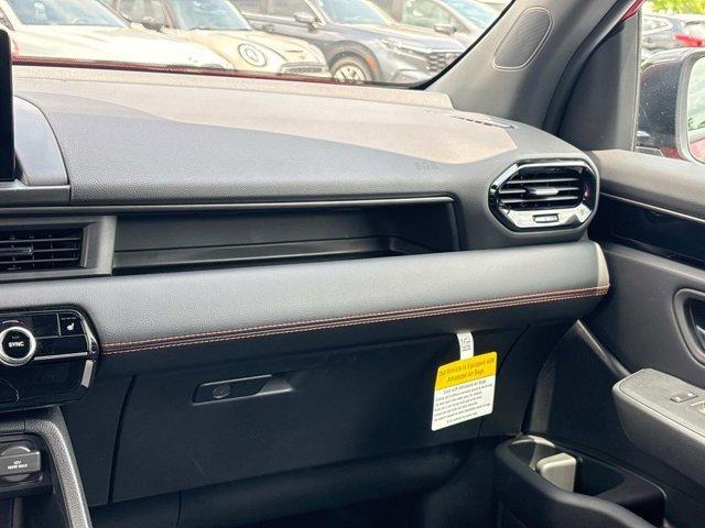 new 2025 Honda Pilot car, priced at $51,090