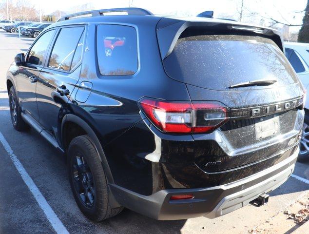 used 2023 Honda Pilot car, priced at $43,994