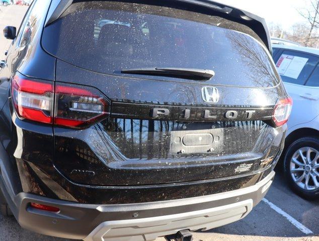 used 2023 Honda Pilot car, priced at $43,994