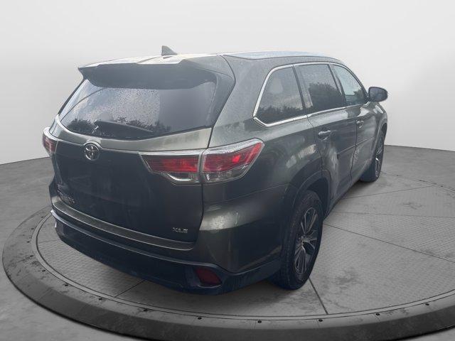 used 2016 Toyota Highlander car, priced at $20,803