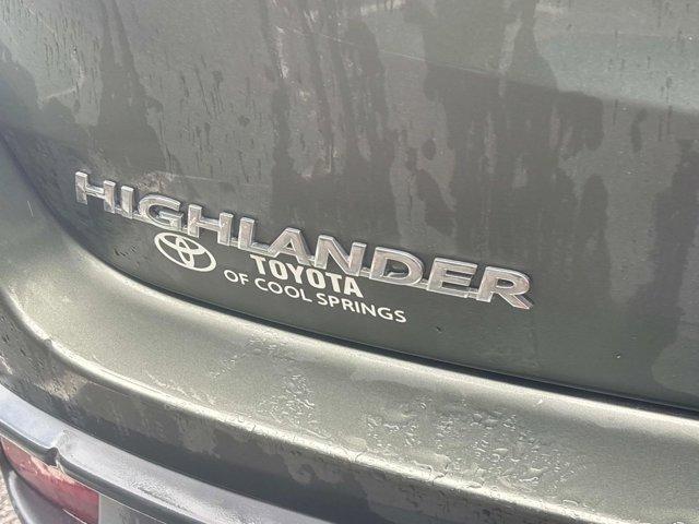 used 2016 Toyota Highlander car, priced at $20,803