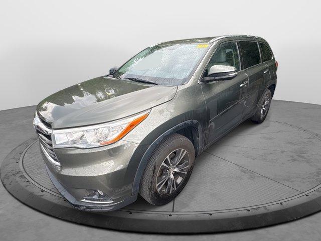 used 2016 Toyota Highlander car, priced at $20,803