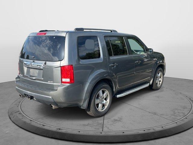 used 2009 Honda Pilot car, priced at $7,980