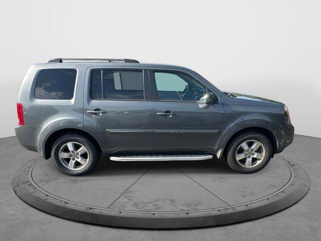 used 2009 Honda Pilot car, priced at $7,980