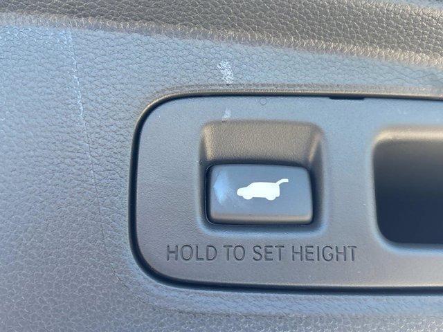 new 2026 Honda CR-V Hybrid car, priced at $40,175