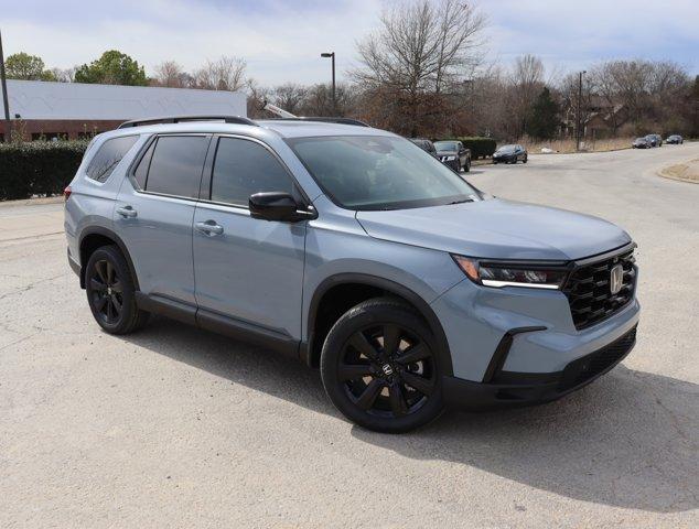 new 2025 Honda Pilot car, priced at $55,485