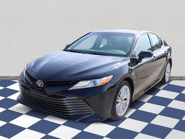 used 2020 Toyota Camry Hybrid car, priced at $28,730