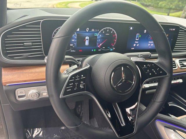 used 2025 Mercedes-Benz GLE 450 car, priced at $70,723