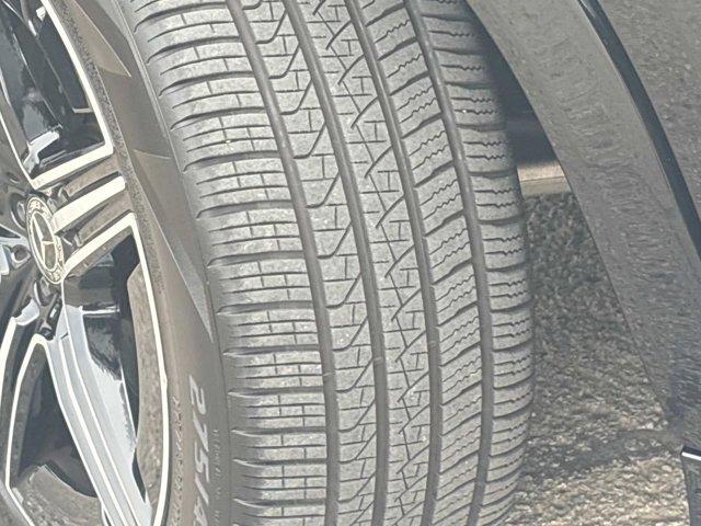 used 2025 Mercedes-Benz GLE 450 car, priced at $70,723