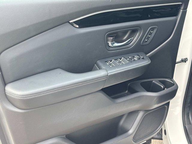 used 2023 Honda Pilot car, priced at $41,821