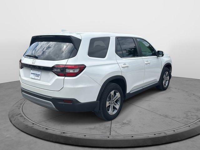 used 2023 Honda Pilot car, priced at $41,821