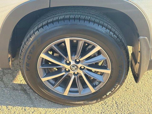 used 2018 Toyota Highlander car, priced at $24,999
