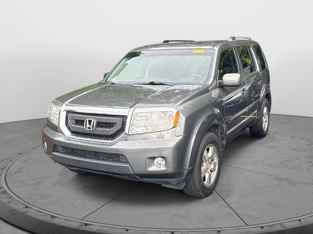 used 2011 Honda Pilot car, priced at $13,997