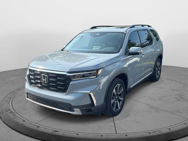used 2023 Honda Pilot car, priced at $45,478