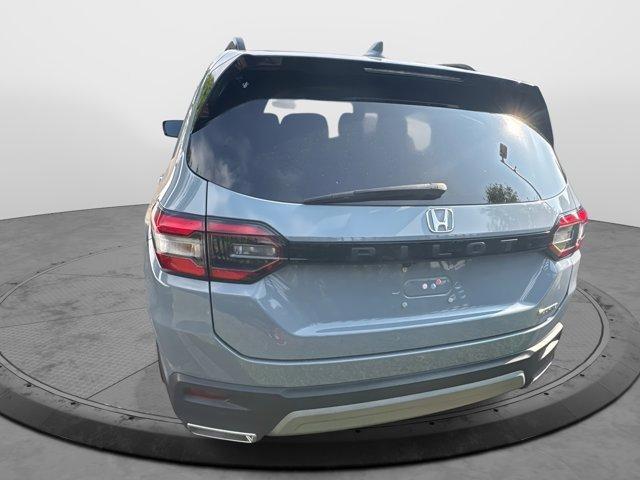 used 2023 Honda Pilot car, priced at $45,478