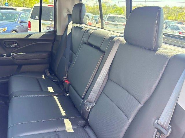 new 2025 Honda Ridgeline car, priced at $45,865