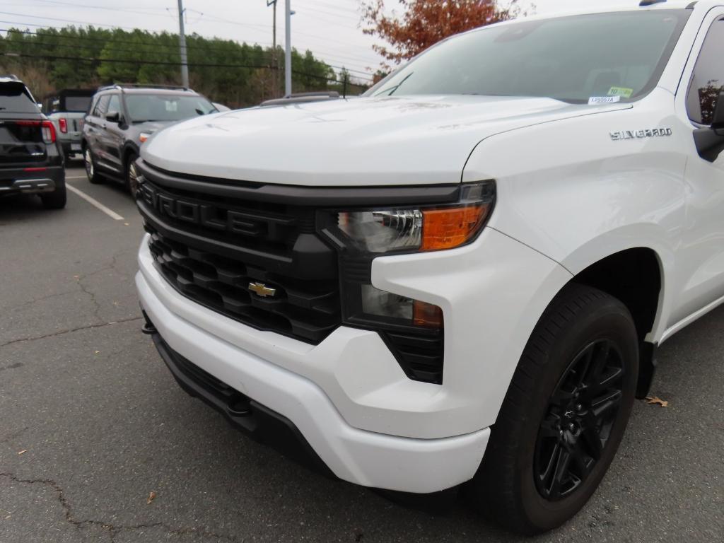 used 2022 Chevrolet Silverado 1500 car, priced at $28,000