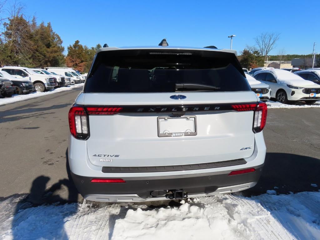 new 2025 Ford Explorer car, priced at $44,555