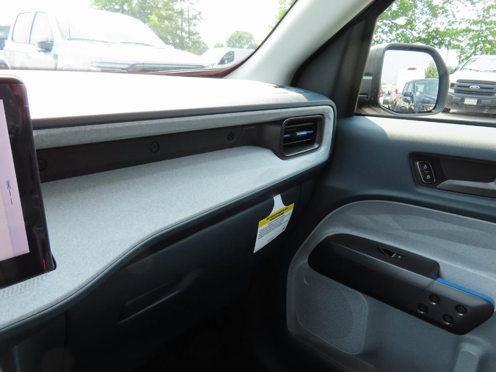 new 2025 Ford Maverick car, priced at $33,533