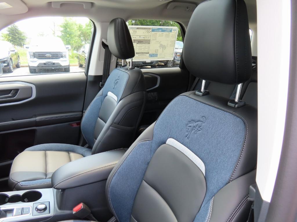new 2025 Ford Bronco Sport car, priced at $37,880