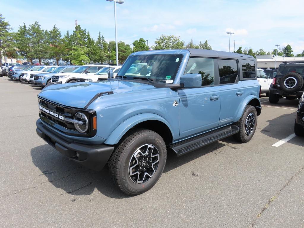 new 2025 Ford Bronco car, priced at $48,302