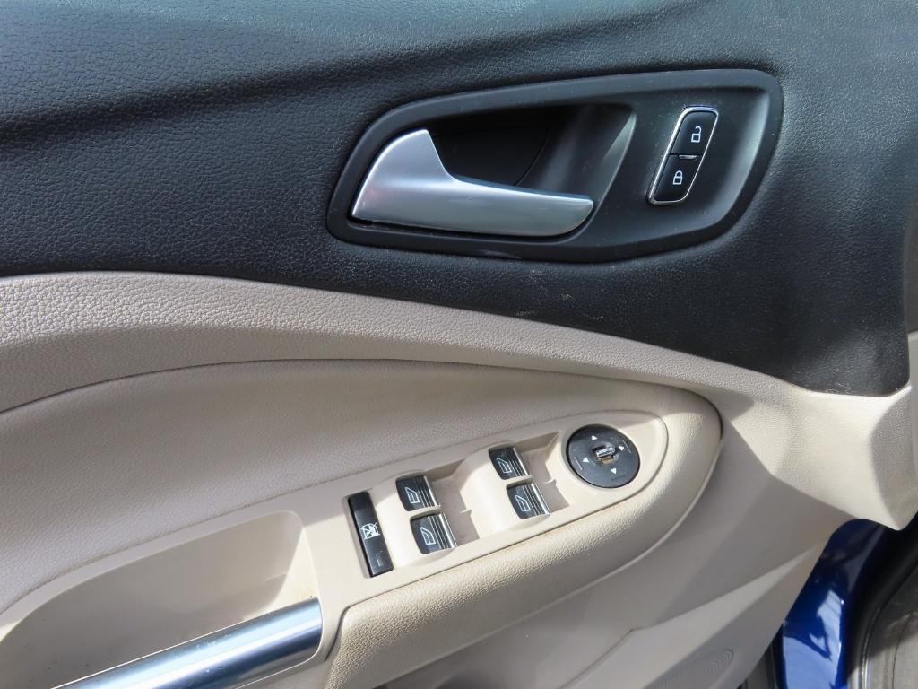 used 2015 Ford Escape car, priced at $7,000