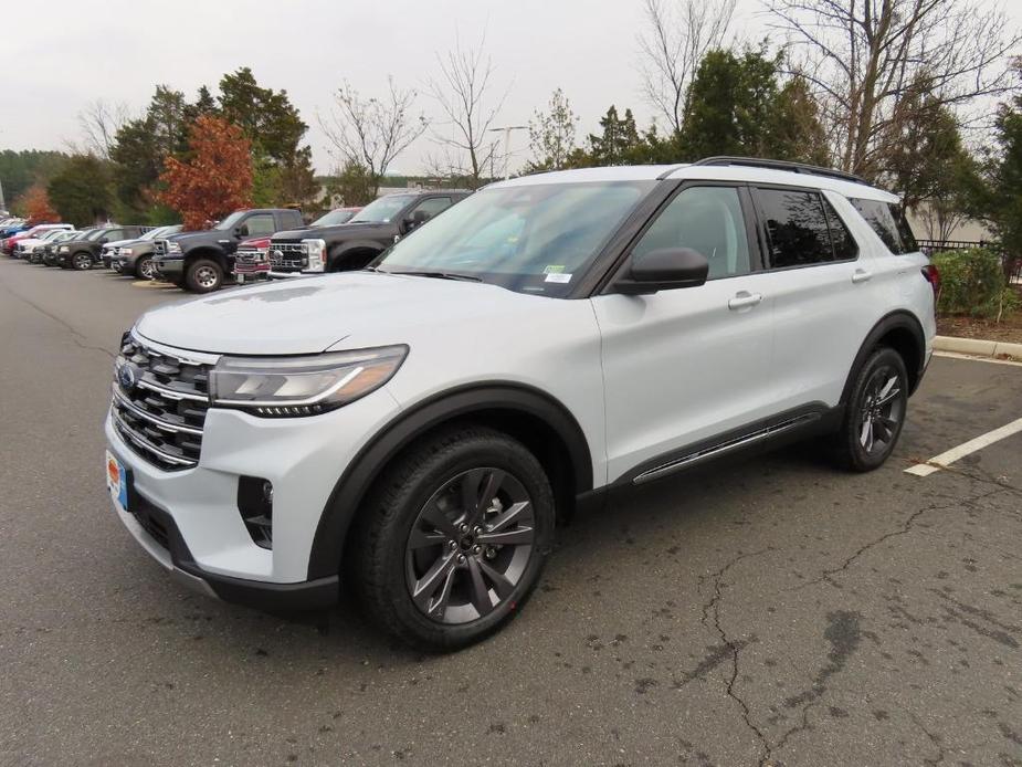 new 2025 Ford Explorer car, priced at $44,405