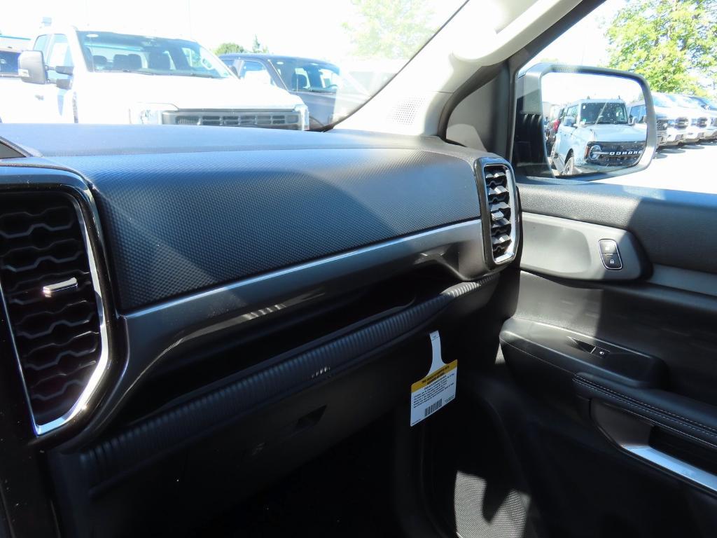 new 2025 Ford Ranger car, priced at $35,101