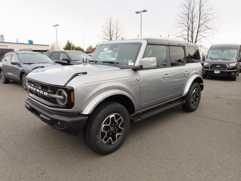 new 2024 Ford Bronco car, priced at $49,606