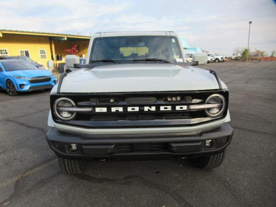 new 2024 Ford Bronco car, priced at $50,419