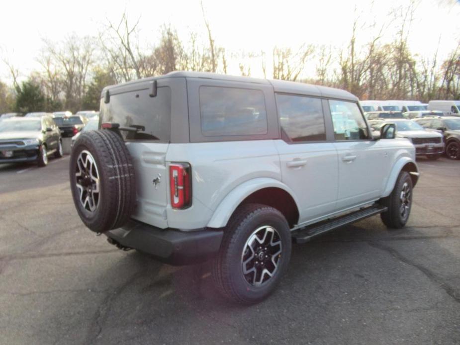 new 2024 Ford Bronco car, priced at $50,419