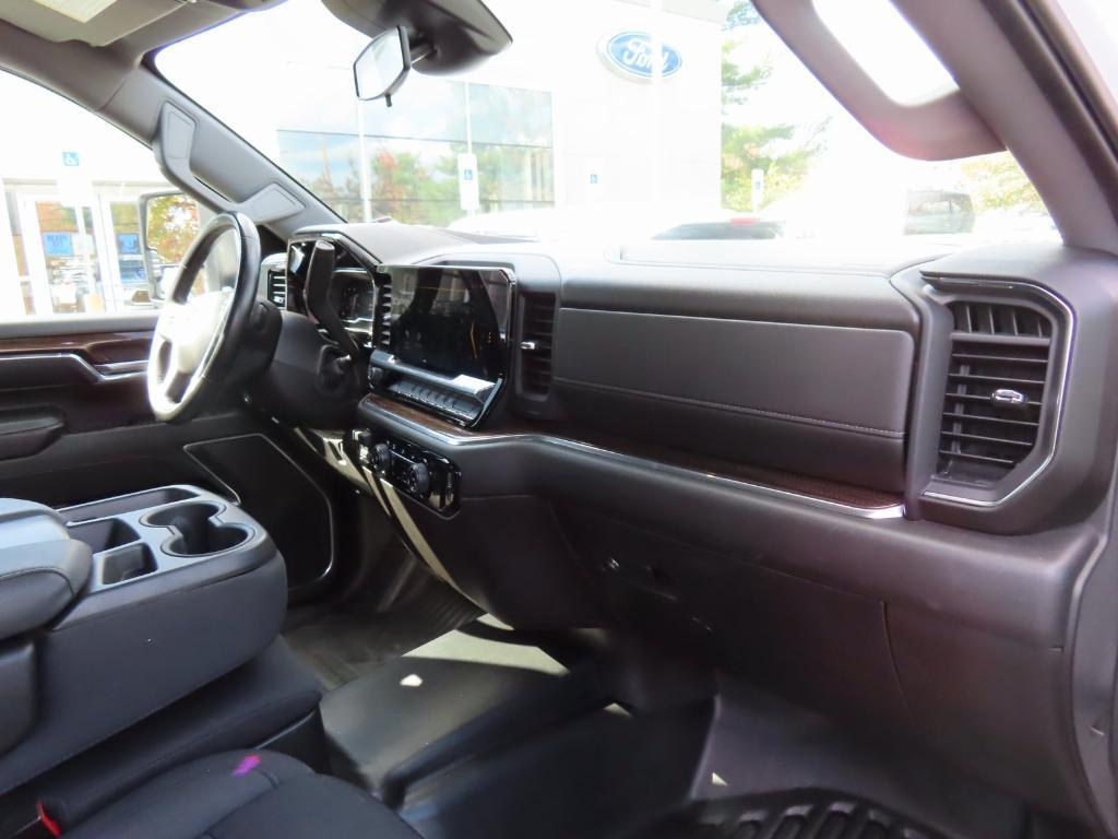 used 2024 Chevrolet Silverado 2500 car, priced at $17,500