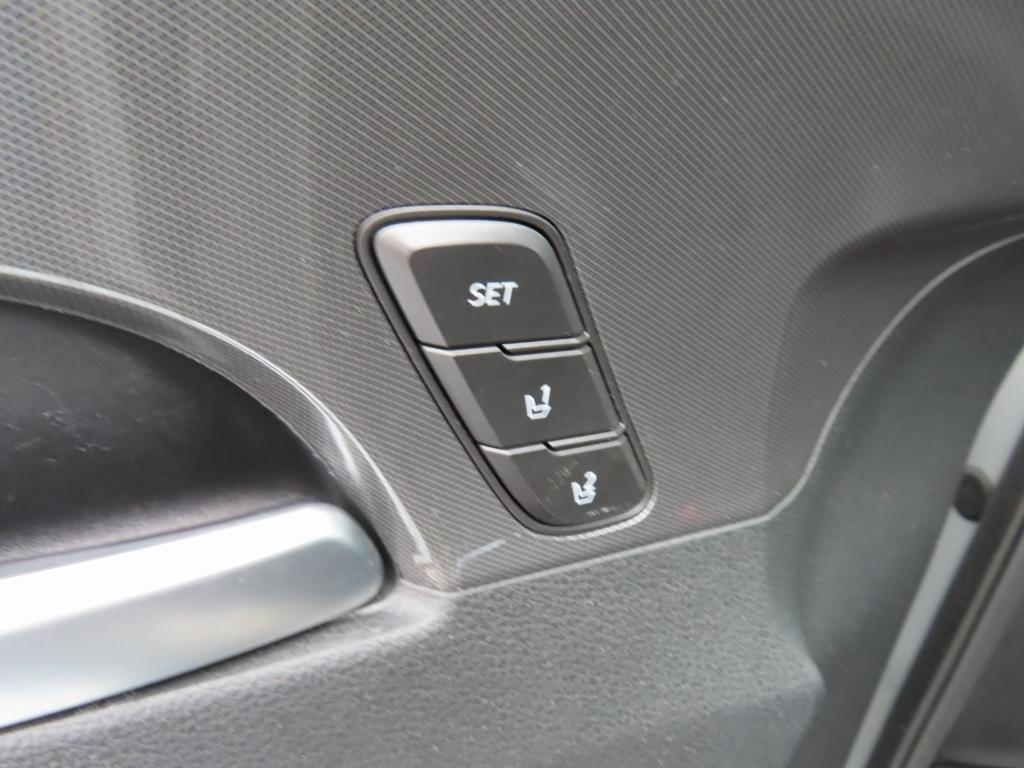 used 2022 Hyundai Santa Fe car, priced at $25,500