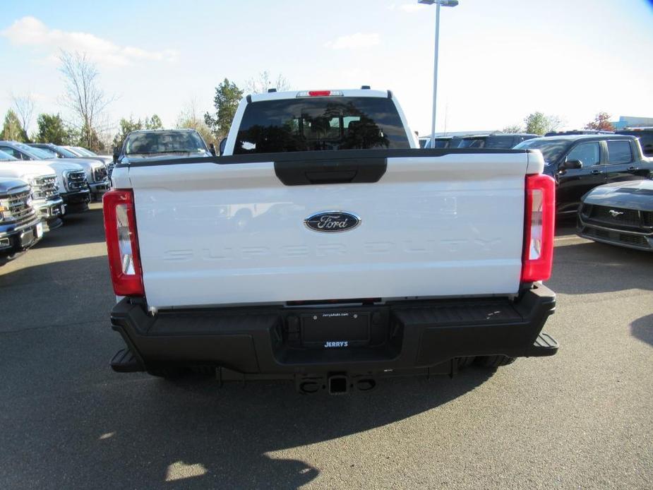 new 2024 Ford F-350 car, priced at $66,355