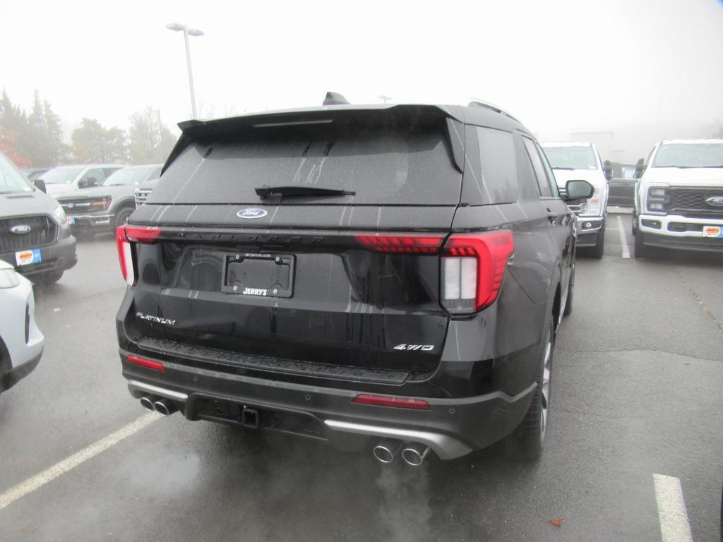 new 2025 Ford Explorer car, priced at $54,111