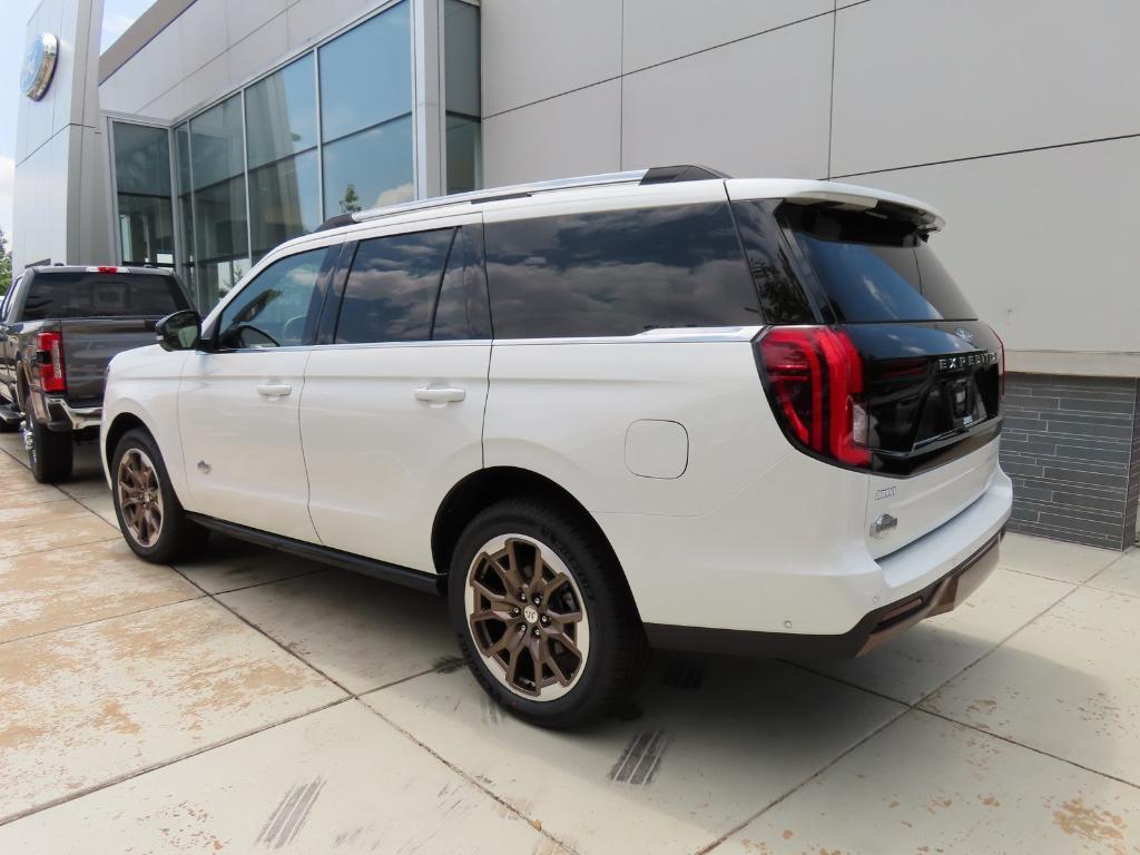 new 2025 Ford Expedition car, priced at $87,590