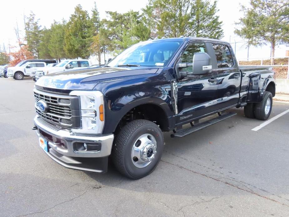 new 2024 Ford F-350 car, priced at $68,870