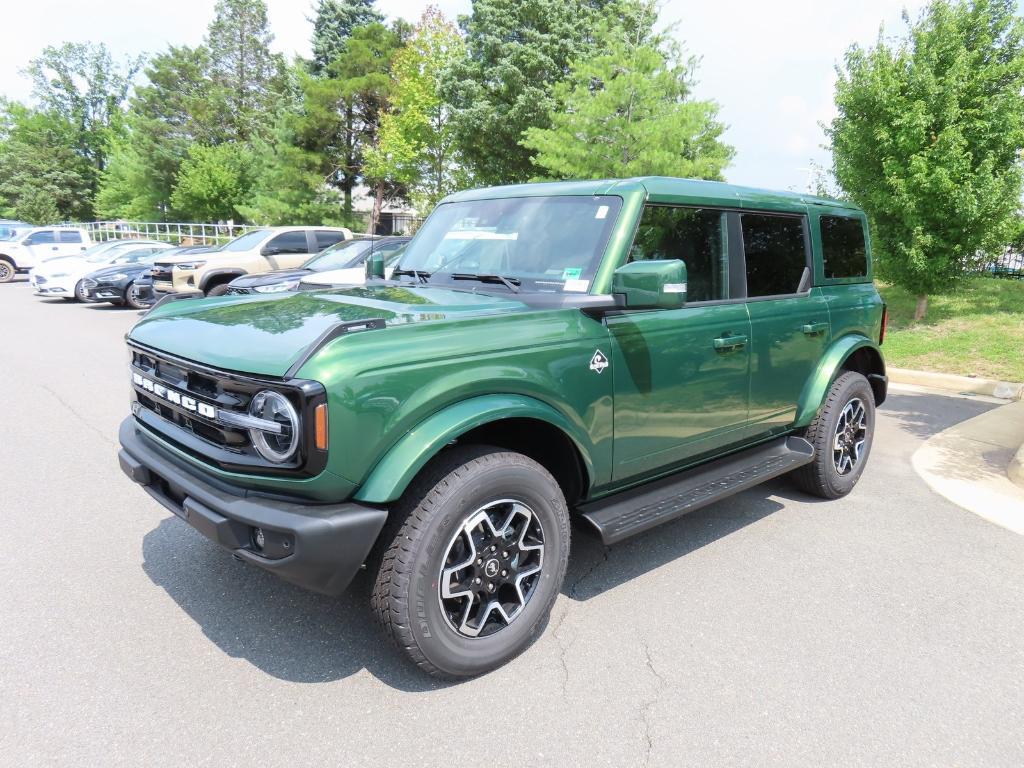 new 2025 Ford Bronco car, priced at $51,960