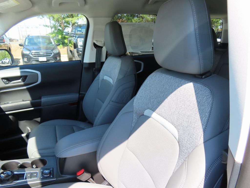 new 2025 Ford Bronco Sport car, priced at $36,912