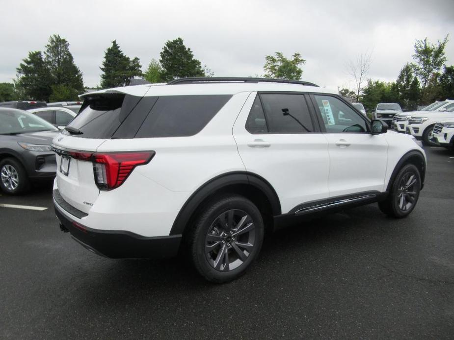 new 2025 Ford Explorer car, priced at $45,716