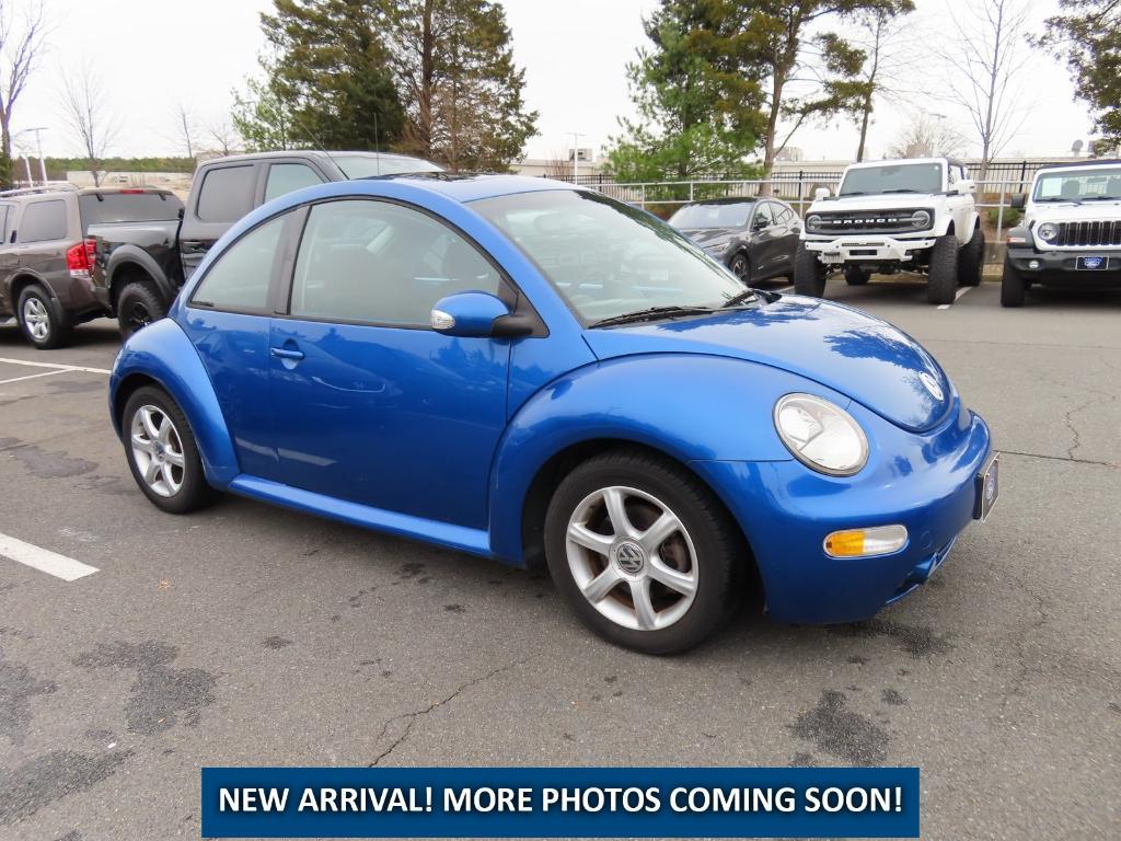 used 2004 Volkswagen New Beetle car, priced at $4,500