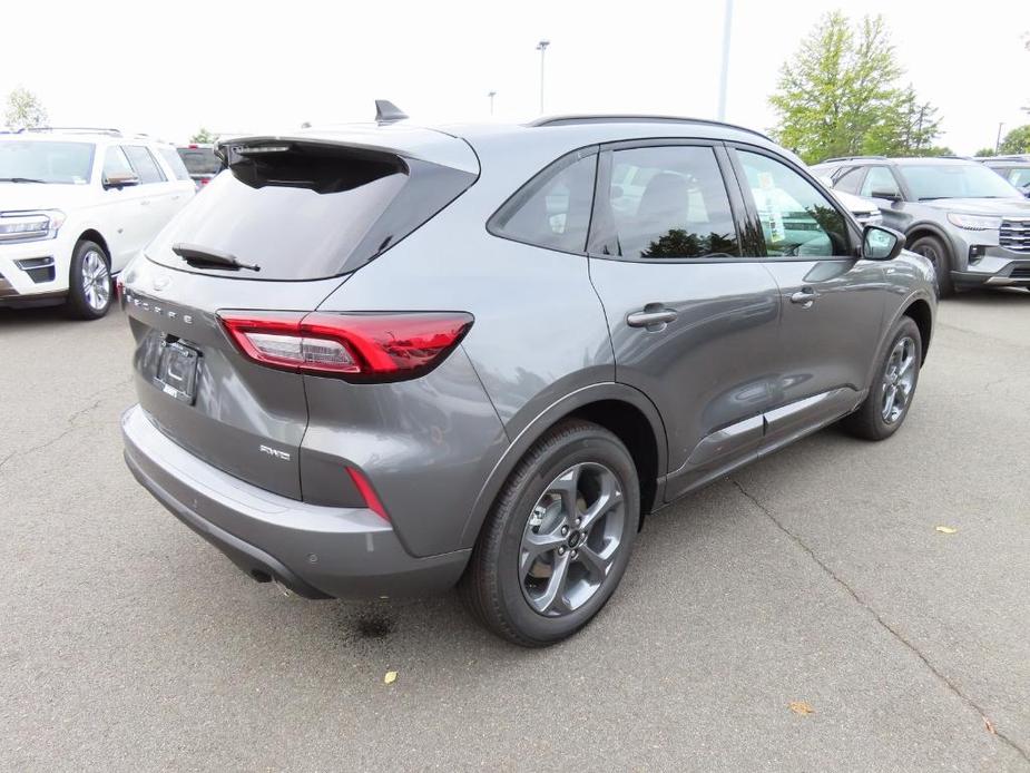 new 2024 Ford Escape car, priced at $31,147