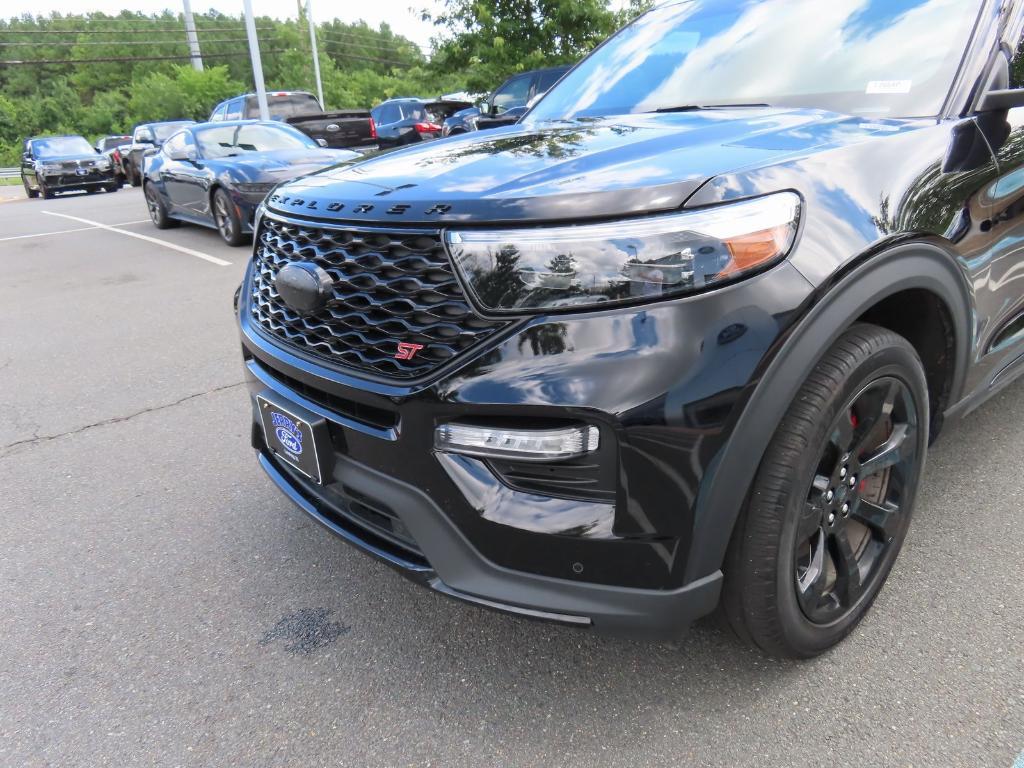 used 2022 Ford Explorer car, priced at $39,000