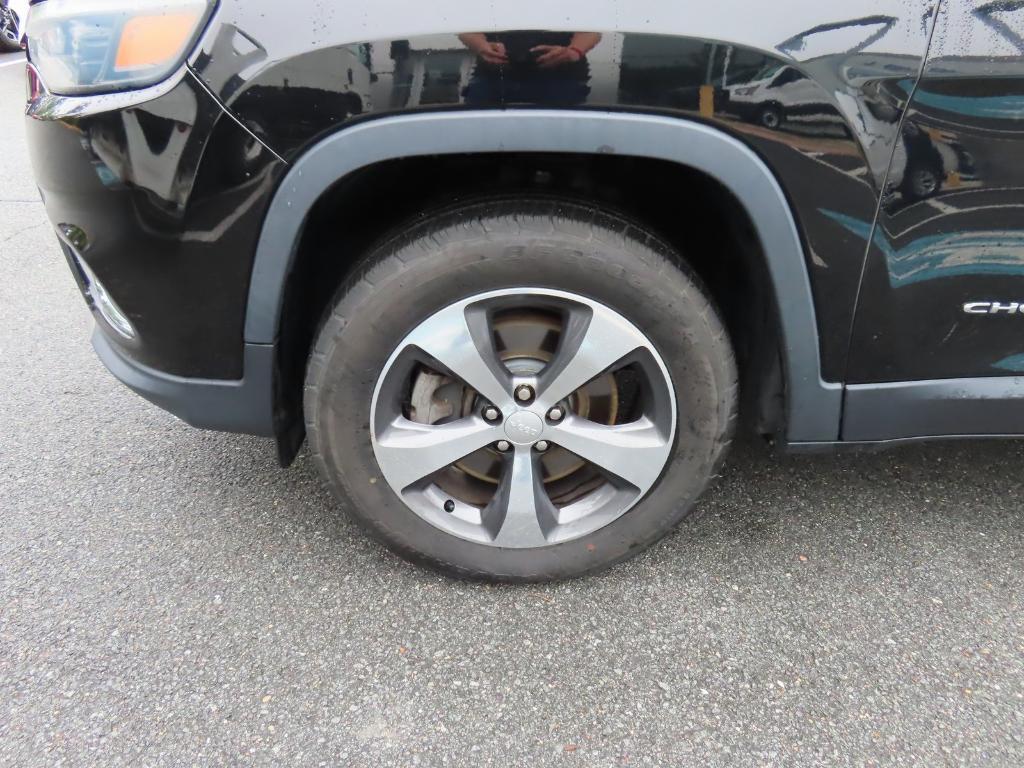 used 2019 Jeep Cherokee car, priced at $16,000