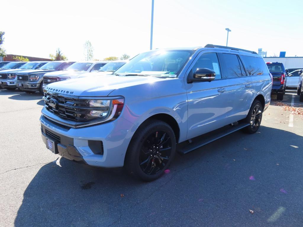 new 2025 Ford Expedition Max car, priced at $83,955